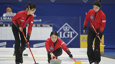 在竞争激烈 在竞争激烈